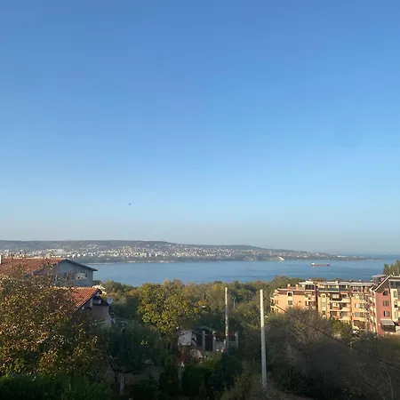 Luxury Seaside With Jacuzzi & Garden - Tatil Evi Varna