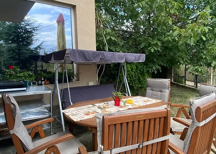 Ferienhaus Luxury Seaside With Jacuzzi & Garden - Warna