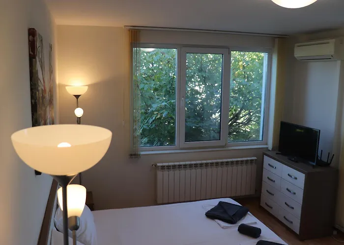 Tatil Evi Luxury Seaside With Jacuzzi & Garden - Varna