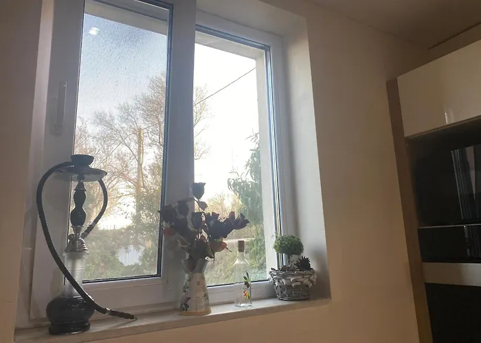 Ferienhaus Luxury Seaside With Jacuzzi & Garden -