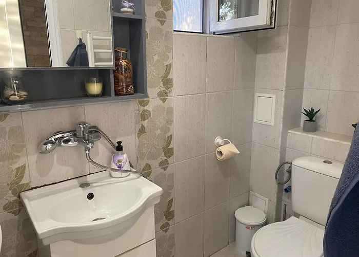 Luxury Seaside With Jacuzzi & Garden - * Warna