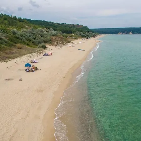 Luxury Seaside With Jacuzzi & Garden - Holiday home Varna