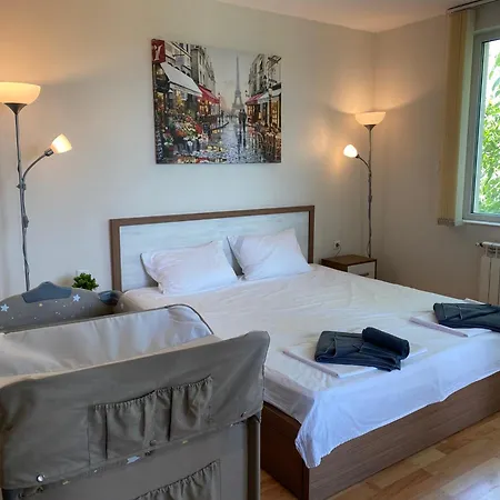 Holiday home Luxury Seaside With Jacuzzi & Garden -